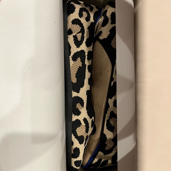 NIB Rothy’s Desert Cat The Point size 8.5 leopard print - Picture 11 of 12